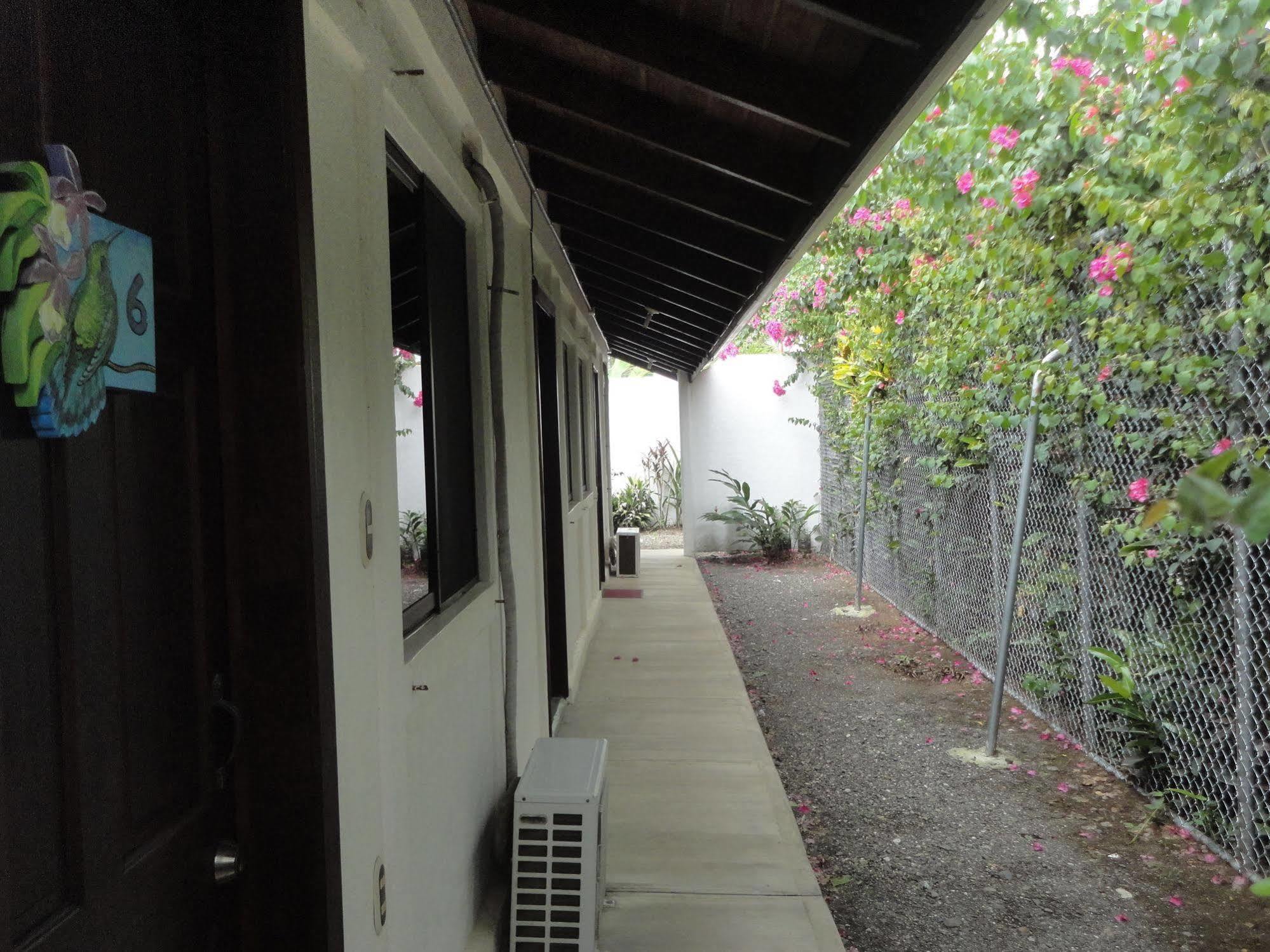 Cabinas Tropicales Puerto Jimenez Exterior photo